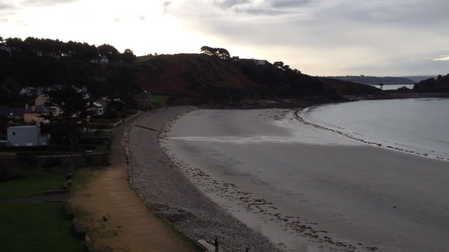 Mobilisation contre l'extraction de sable en baie de Lannion