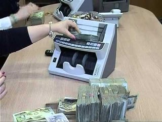 KREDIA PER BIZNESIN BIE ME 4 % NIVELI I HUADHENIES PER 9 MUJORIN 2012 LAJM