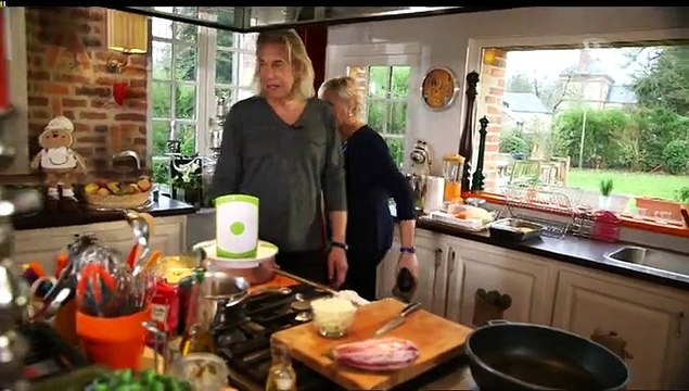 Vivolta - Chéri(e) qu'est-ce qu'on mange (L'anniversaire de Jacki) - 03-11-2015 16h05 20m (9201)