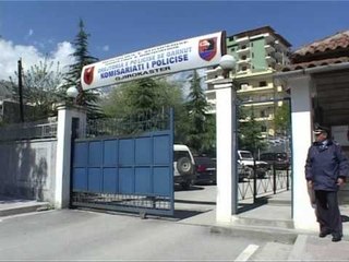 ARRESTOHET POLICI SHEFI I ANTIKORRUPSIONIT NE GJIROKASTER MORI RRYSHFET LAJM