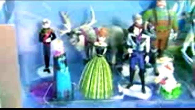 20 Frozen Mega Figures Playset 20 Figurines from The Walt Disney Film Frozen 2015 Anna Elsa Kristoff_x264
