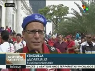 Jóvenes venezolanos celebran el Día del Estudiante