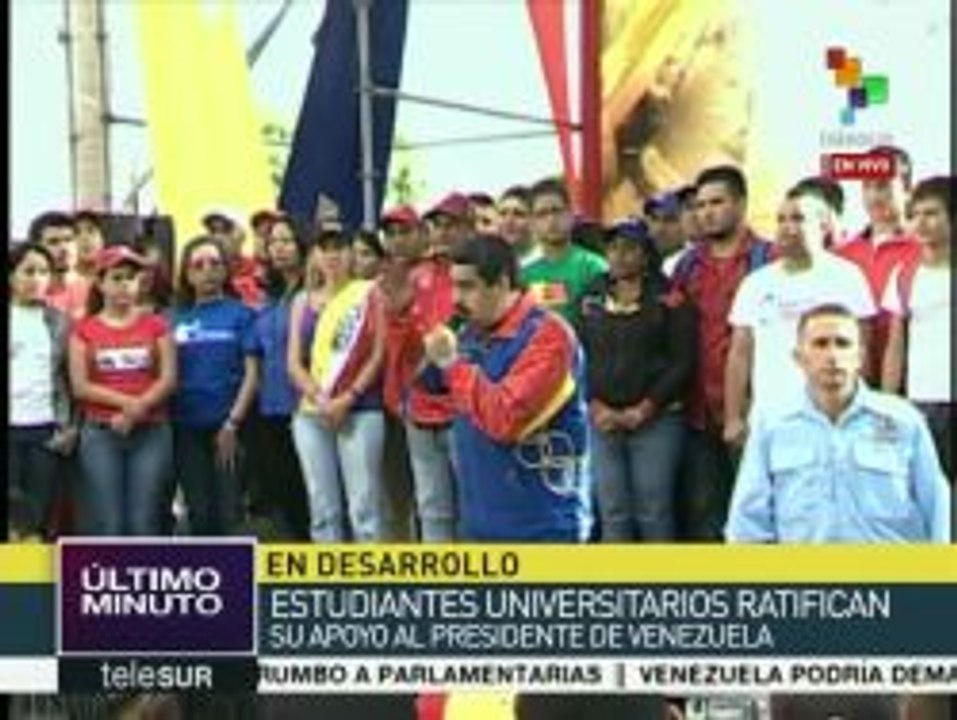 Maduro: Es tiempo de decidir por la revolución y contra el capitalismo
