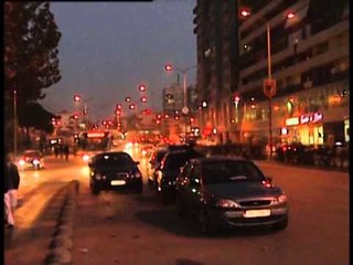 VRASJA E FATORINOS POLICIA NE KERKIM TE AUTOREVE PRANGOSET NJERI PREJ TYRE LAJM