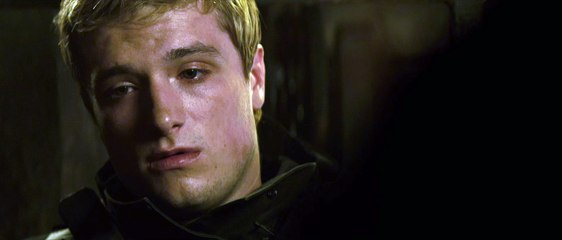 Hunger Games 4 - La Révolte Partie 2 - Clip Réel ou pas réel VF