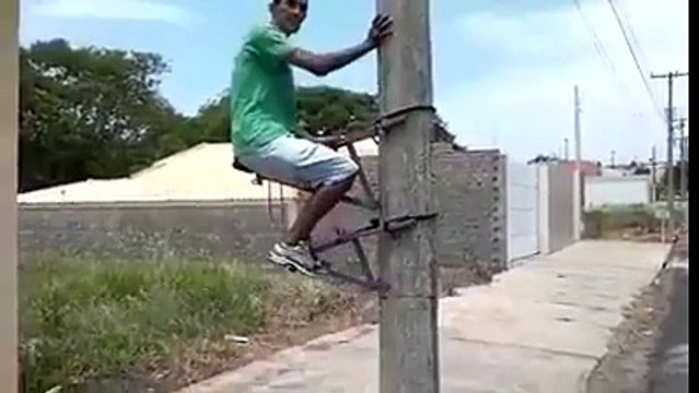 Amazing Machine Invented To Climb On Tower