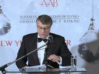 KREDITE ME PROBLEME FULLANI THIRRJE BANKAVE PER KUJDES NE BILANCET E KREDIVE LAJM