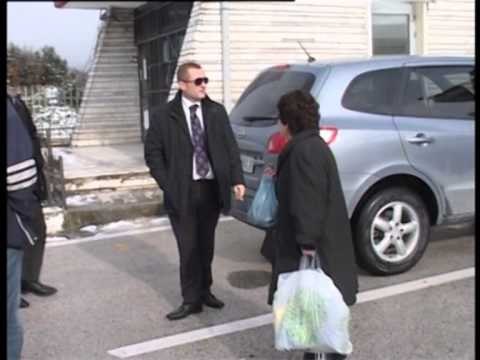 KTHEHEN EMIGRANTET FLUKS HYRJESH NE PIKAT E KALIMIT KUFITAR ME GREQINE LAJM