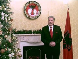 BERISHA URON KRYEMINISTRI URON TE GJITHE SHQIPTARET GEZUAR 2013 LAJM