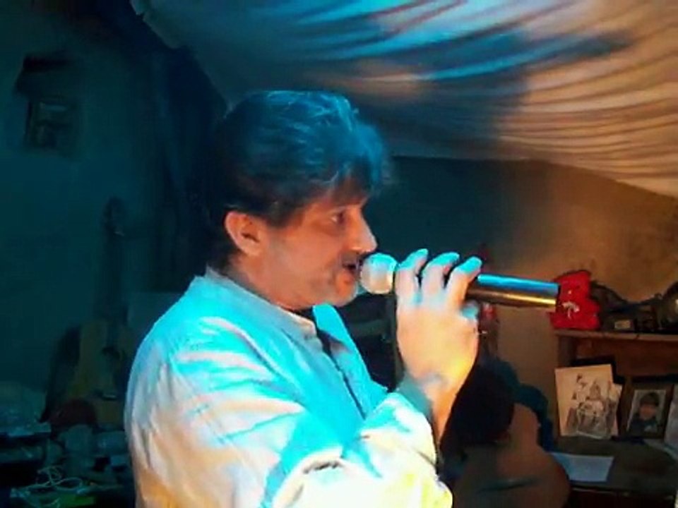 Thierry Chante Je t'écris souvent Johnny Hallyday