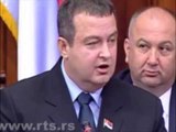 REZOLUTA PER KOSOVEN PARLAMENTI SERB E MIRATON ME SHUMICE VOTASH LAJM