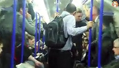 British girl in the train to London for harassing see how a Muslim man was washing videoworld.pk