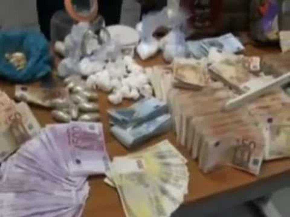 TRAFIKU I DROGES PRANGOSEN 3 SHQIPTARE NE ITALI PJESE E TRAFIKUT TE HEROINES LAJM