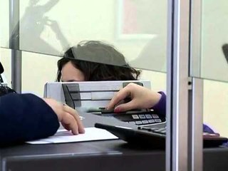 ADMINISTRATA VENDORE MBLEDH ME SHUME TE ARDHURA SE ADMINISTRATA QENDRORE LAJM