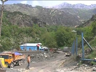 IKEN KOMPANIA "ACR" AUSTRIAKET JA SHESIN AKSIONET E KROMIT NE BULQIZE "BALFIN" LAJM