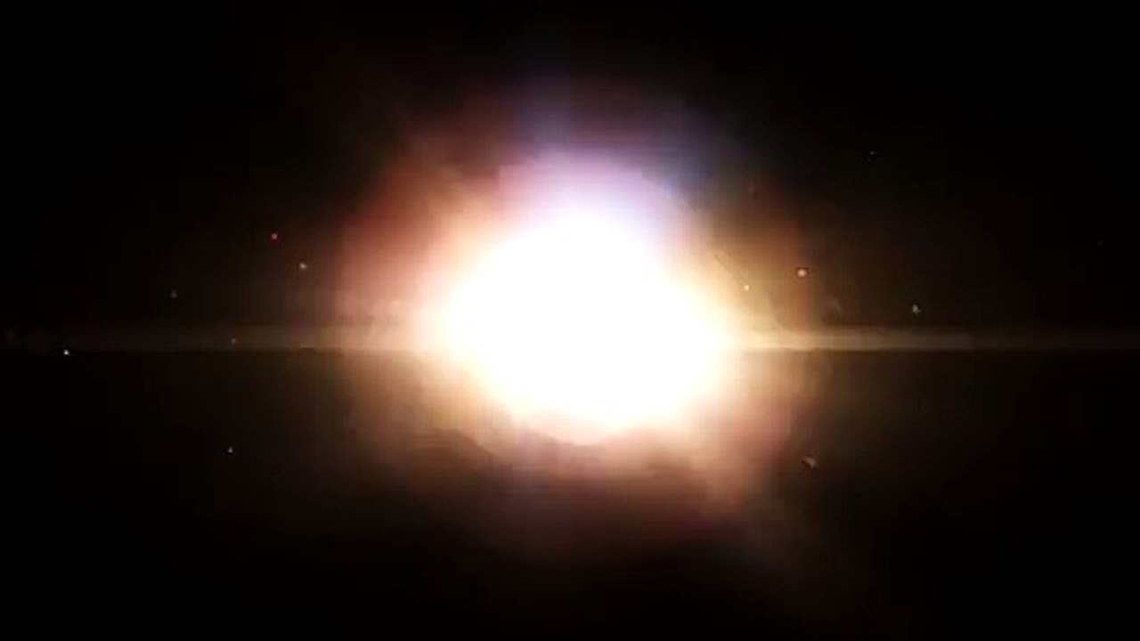 Black Rajini Transforms To White Rajini Super Scene!!! _ Sivaji The Boss _ Blu-Ray 1080P