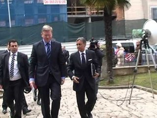 STEFAN FYLE NE TIRANE ZGJEDHJET NE PERPUTHJE ME STANDARDET NDERKOMBETARE LAJM