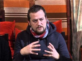 "DOREZIMI" GENT BEJKO SJELL NE SKENEN  E METROPOL NJE KOMEDI TE ZEZE LAJM