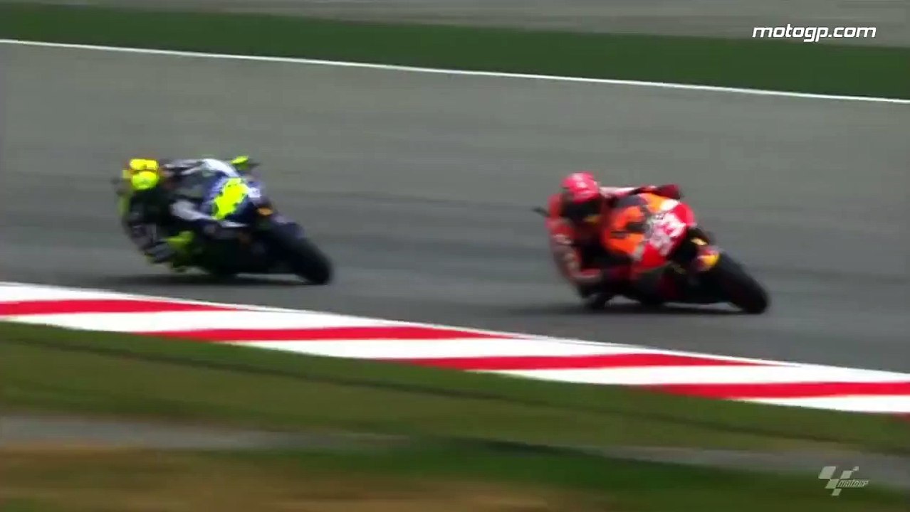 ROSSI VS MARQUEZ CAMARA ONBOARD