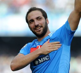 Gonzalo Higuain - Goals & Skills 2015 #1