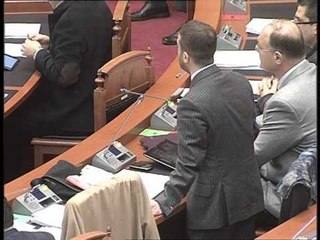 LIGJI I GAZIFIKIMIT BRAÇE AKUZON QEVERINE SE DESHTOI ME SHITJEN E ALBPETROL LAJM