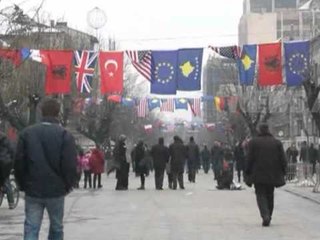 AXHENDA E FESTIMEVE AKTIVITEVE TE SHUMTA PER TE SHENUAR PAVARESINE E KOSOVES LAJM