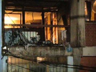 PERSERI SHPERTHIM TRONDITET SERISH MITROVICA BOMBE NE SHTEPINE E NJE SERBI LAJM