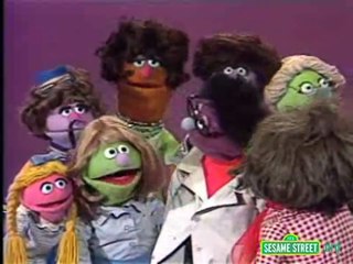 Classic Sesame Street David Needs Help at Hoopers