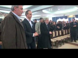 VEMENDJA NE TETOVE-PARTITE SHQIPTARE DUAN QEVERISJEN E QYTETIT SIMBOL-LAJM