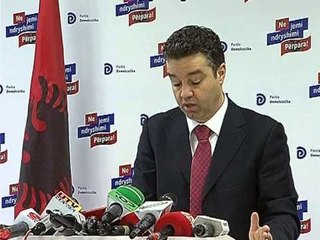 PD SULMON RAMEN-"MACJA E ZEZE" PER BIZNESIN ME PREMTIMET PER TAKSAT-LAJM