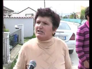 NDERPRERJA E ENERGJISE-BANORET E FSHATIT ZHAREZ DALIN NE PROTESTE-LAJM