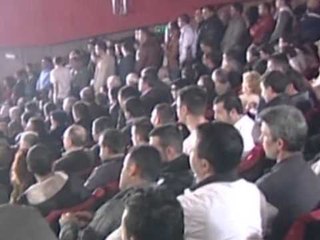 PR NE FIER-FATMIR MEDIU KERKON VOTEN PER MAZHORANCEN AKTUALE-LAJM