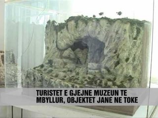 Muzeu i Vlorës i pavizitueshem, mungojnë stendat - Vizion Plus - News, Lajme
