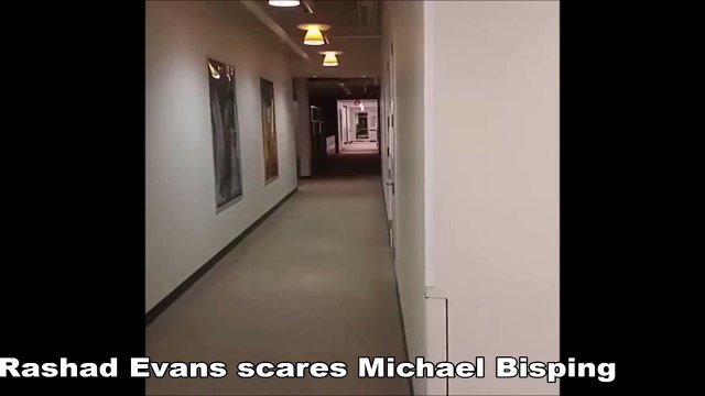 Rashad Evans scares the hell out of Michael Bisping