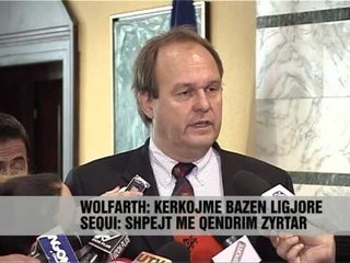 Ambasadorët për largimin e anëtarit të KQZ  - Vizion Plus - News - Lajme