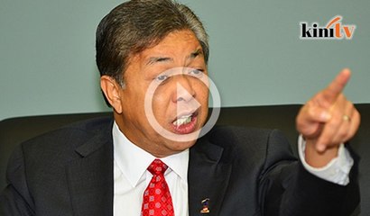 Zahid 'cium bau' dalang desak Najib letak jawatan