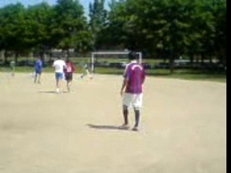 football pro OM paris tacle jambe cassé but de volé