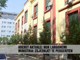 Shefat e pavionit ne QSUT - Vizion Plus - News - Lajme