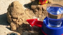 砂遊び！おもちゃルーレット アンパンマンおもちゃ Fun in the Sand! Fe