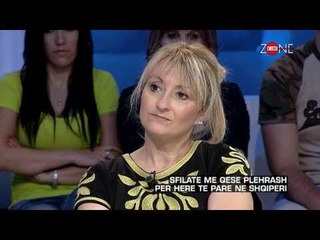 Zone e lire - Sfilate me qese plehrash, per here te pare ne Shqiperi (17 maj 2013)