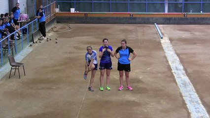 Délicates attentions du club de la Boule Curie Fontaine envers les sélectionnées de l'Equipe de France Féminine