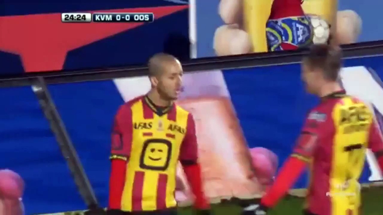 But de Sofiane Hanni contre Ostende