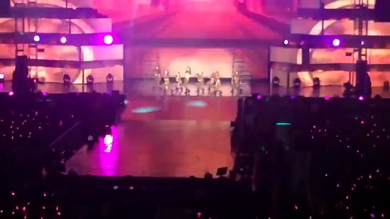 [fancam]151121 SNSD - 4th Tour Phantasia in Seoul D1_Catch me if you can