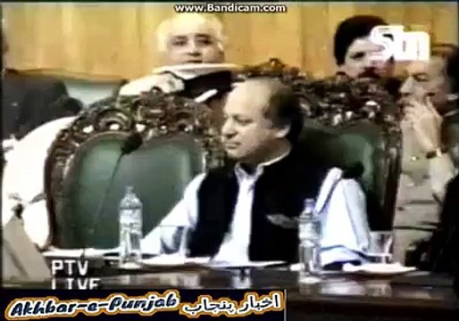 Blasts From The Past: Sheikh Rasheed Highly Praising Nawaz Sharif on His Face