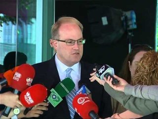 MOORE NE TIRANE-DASH MBESHTET PA EKUIVOK QENDRIMIN E AMBASADORIT ARVIZU-LAJM