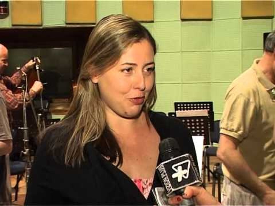 KONCERT PER PIANO TEUTA KOÇO VJEN NE ATDHE PER KONCERT ME TE ATIN ENON LAJM