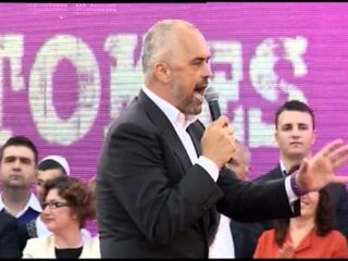 FUSHATA E PS RAMA MITING NE LUSHNJE DHE TAKIM ME "TIRONSIT E VJETER" LAJM