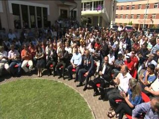 RAMA NE SHKODER BIZNESMENET SOCIALISTE U BENE MILIONERE DUKE PUNUAR LAJM