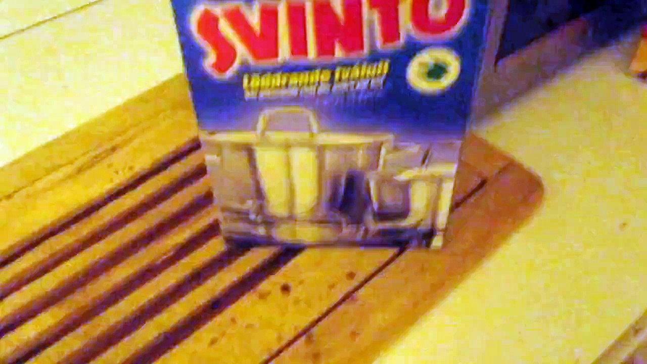 Cleaning the floor with Steel wool (November 7th, 2015 - 10:06 PM)