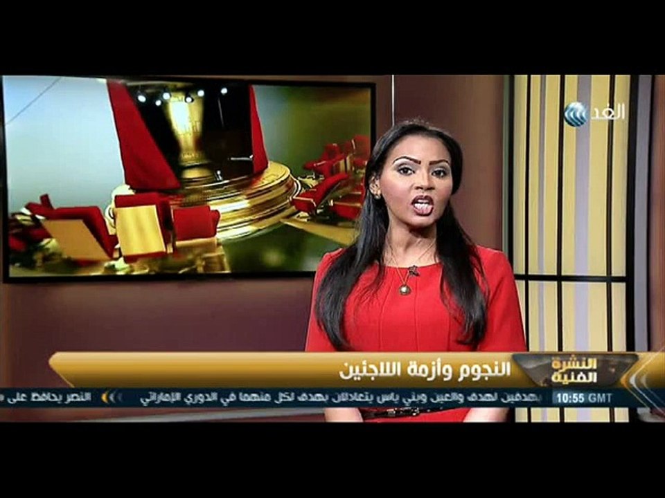 المخرج الأمريكي مايكل مور يعبر عن استعداده لاستقبال لاجئين سوريين في منزله